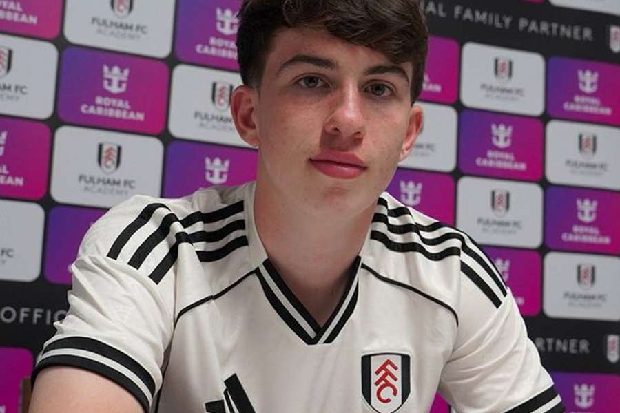 DONE DEAL: Fulham snap up Casey after Arsenal exit DONE DEAL: Fulham snap up Casey after Arsenal exit