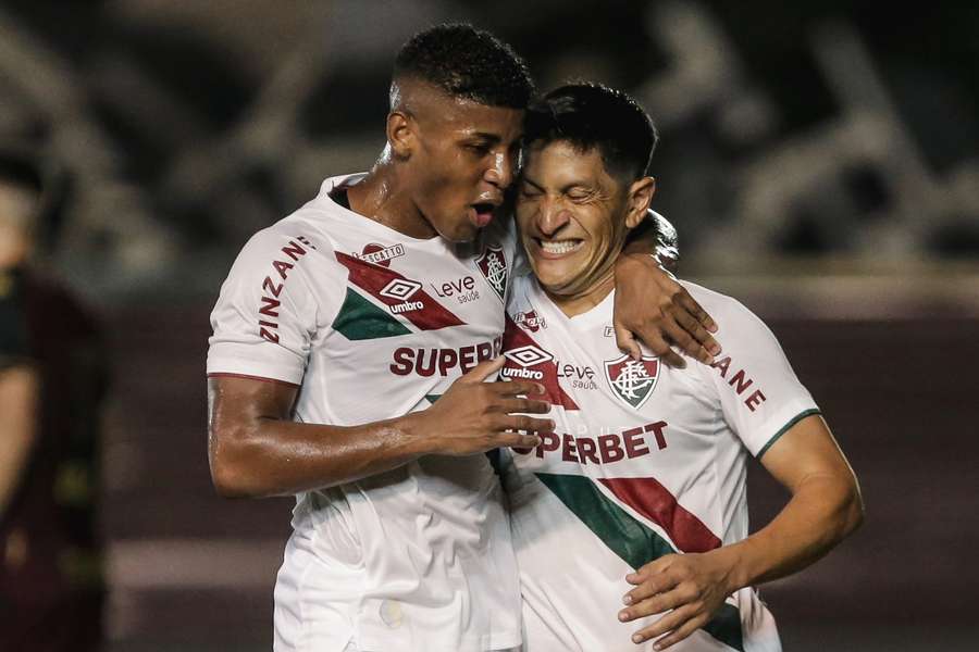 Cano fez dois gols em Portuguesa-RJ 1x3 Fluminense