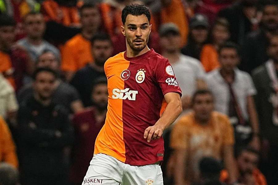 Kaan Ayhan ao serviço do Galatasaray