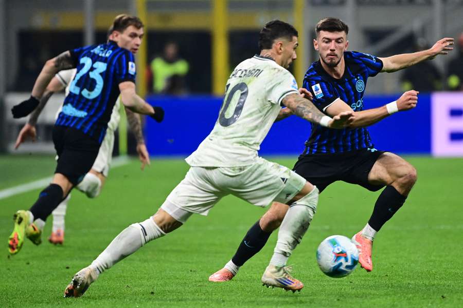 Mattia Zaccagni durante il match contro l'Inter
