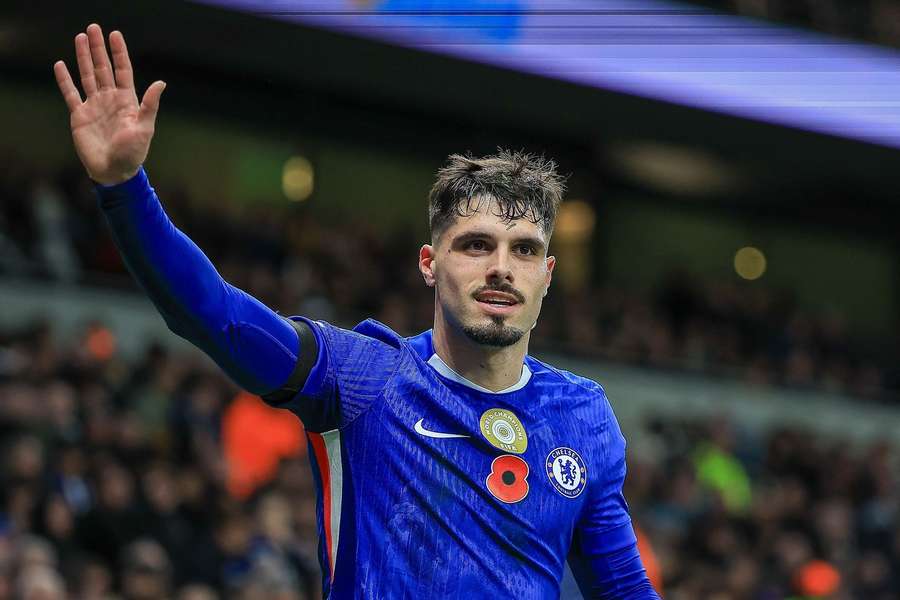 Pedro Neto falhou treino do Chelsea Pedro Neto falhou treino do Chelsea