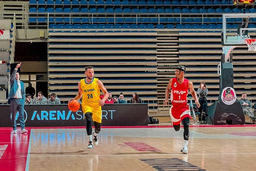 Opavští s FMP Bělehrad prohráli o 16 bodů a stejně jako loni si zahrají jen Evropský pohár FIBA.