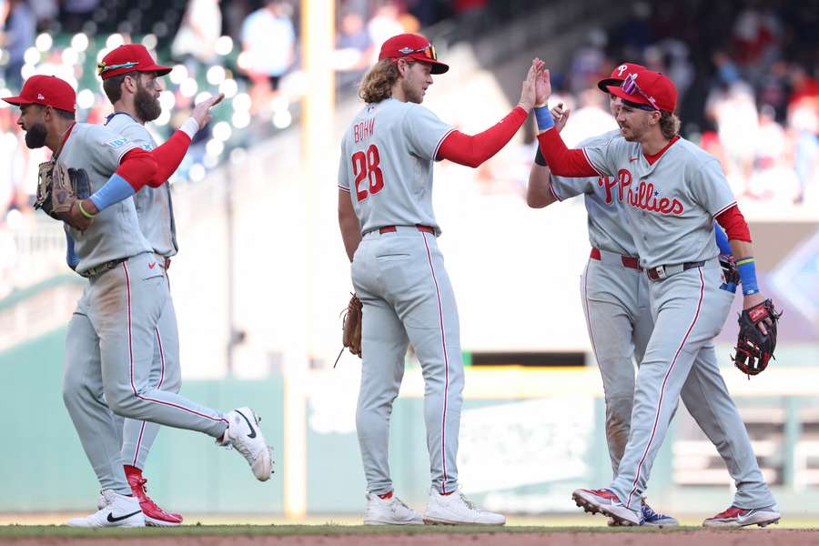 The Philadelphia Phillies won the second game of their AL wildcard series.