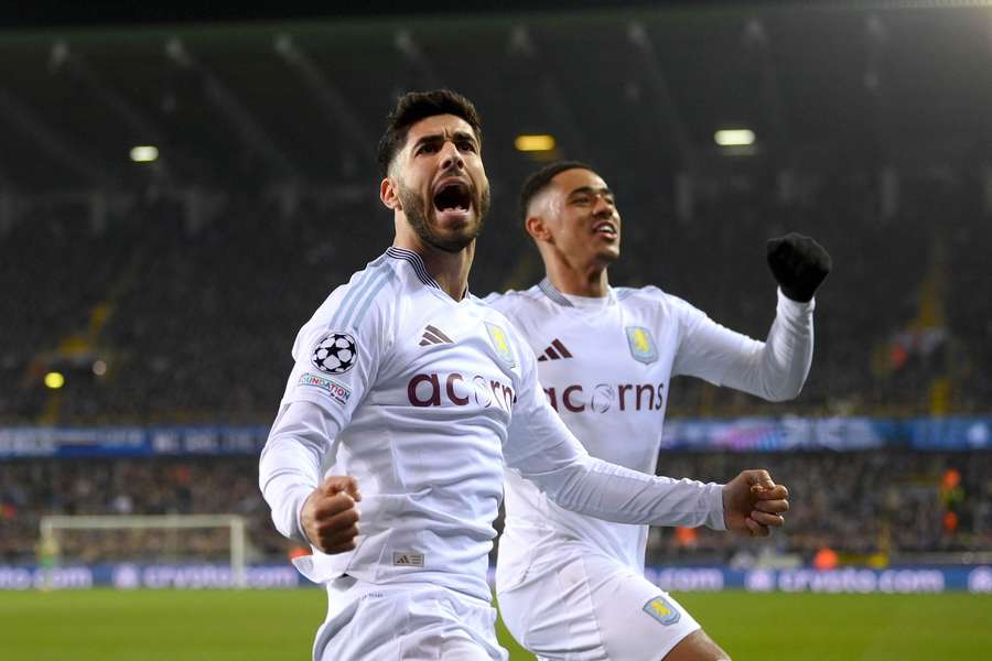 Marco Asensio, de pênalti, definiu a vitória do Villa em Bruxelas
