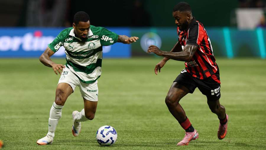 Palmeiras e Vitória empataram no Allianz