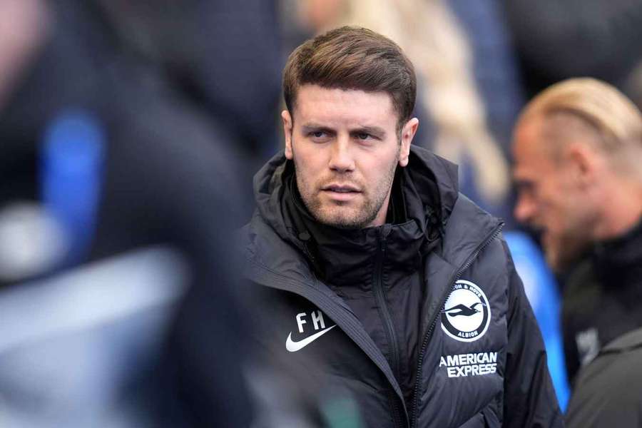 'I don't understand' - Brighton boss Fabian Hurzeler rages at penalty decision