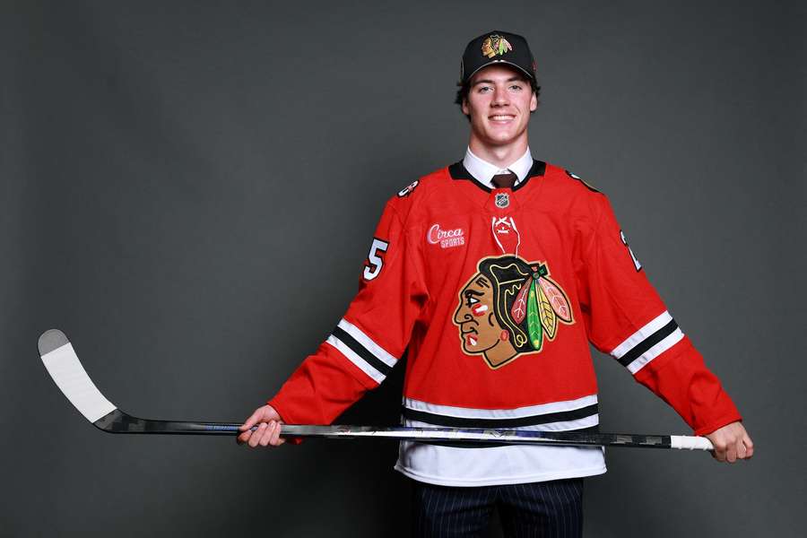 West sa po zisku titulu presúva späť k hokeju. West sa po zisku titulu presúva späť k hokeju.