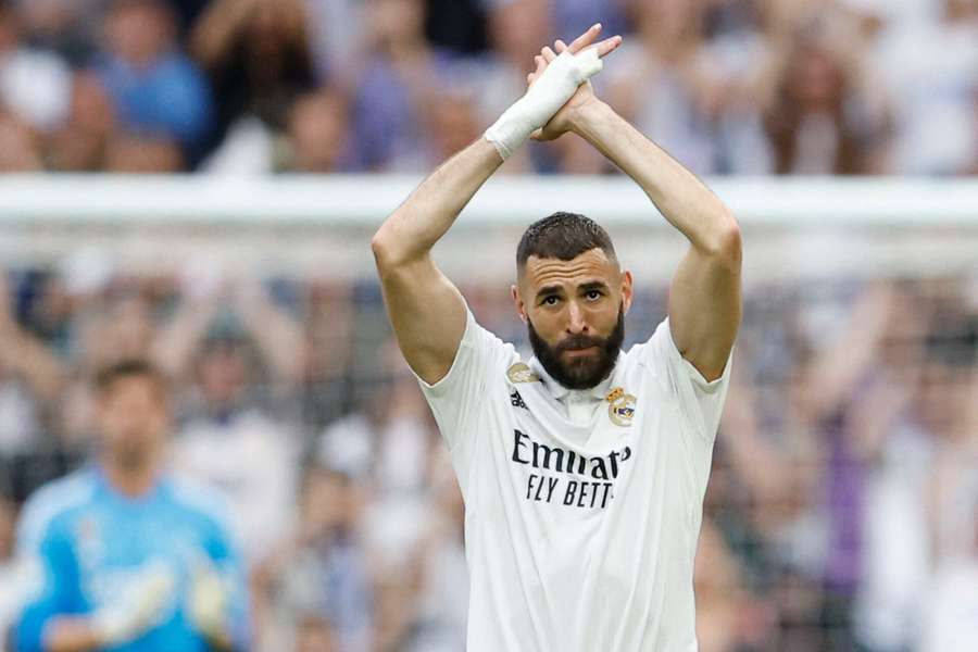 Benzema siger farvel til Real Madrid med straffescoring