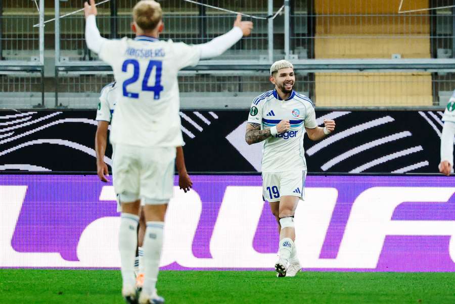 Julio Enciso festeja o seu golo na importante vitória do Estrasburgo frente ao Hacken Julio Enciso festeja o seu golo na importante vitória do Estrasburgo frente ao Hacken