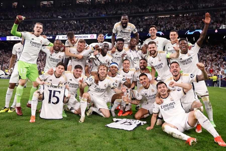 Los jugadores del Real Madrid celebran el pase a la final.