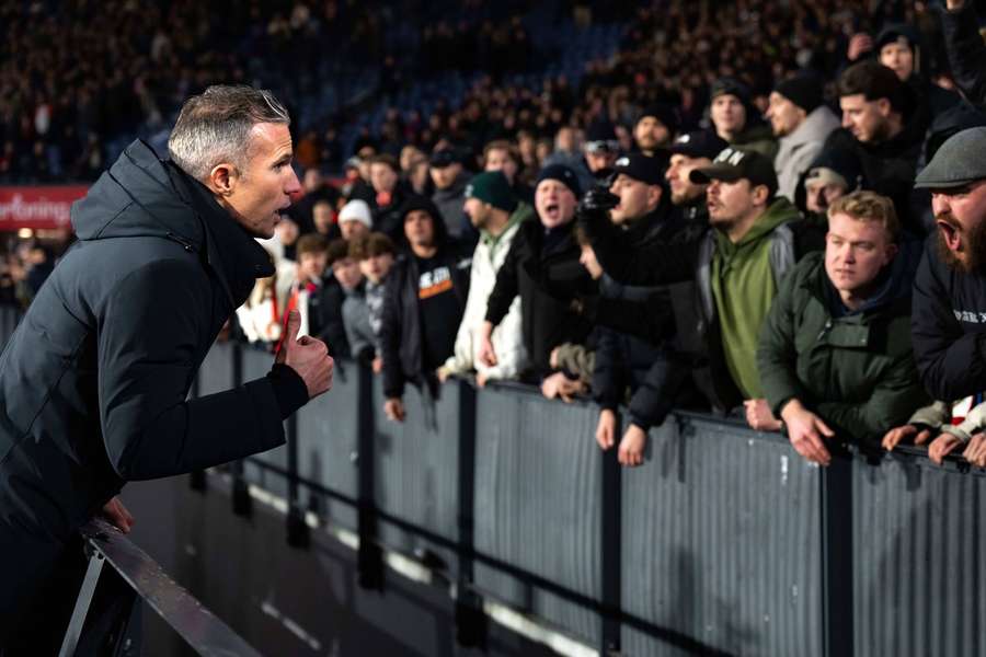 Stejná bída jako pod Priskem? Feyenoord se trápí, trenér Van Persie je pod tlakem