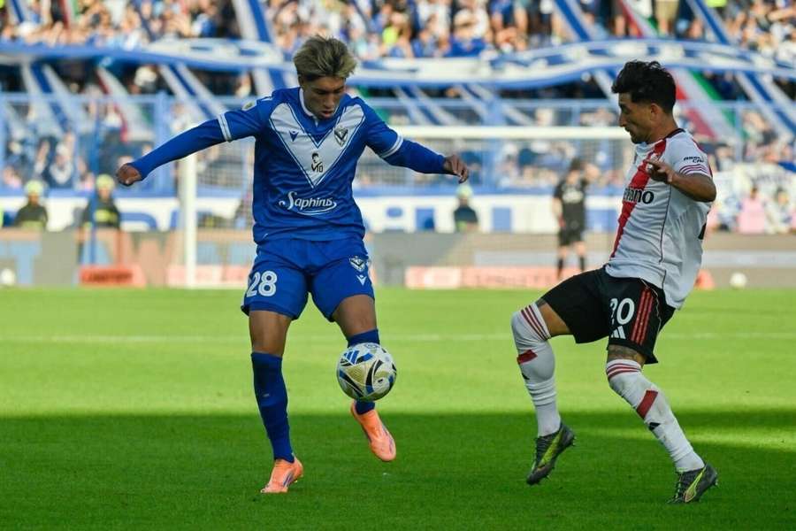 Maher Carrizo, con Vélez