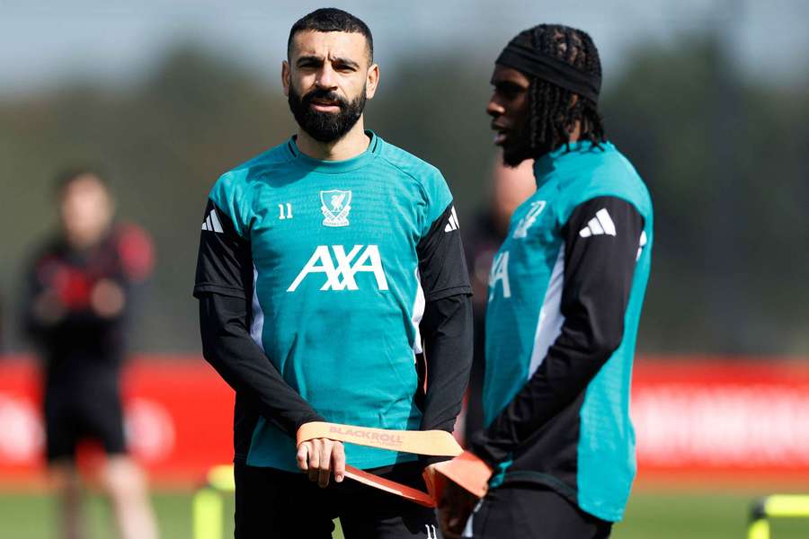 Allardyce backs Slot's decision to bench Salah: Now that veryone knows he’s leaving...