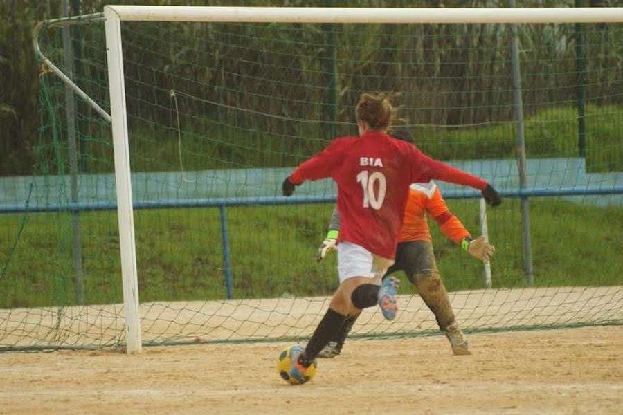 Um dos primeiros registos fotográficos de Beatriz no futebol