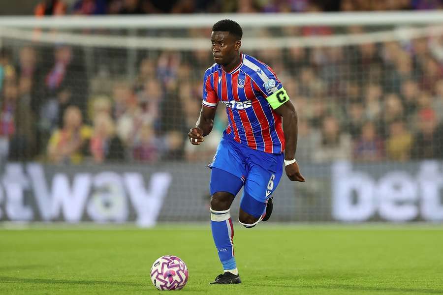 Crystal Palace chairman Parish meets with Guehi and family