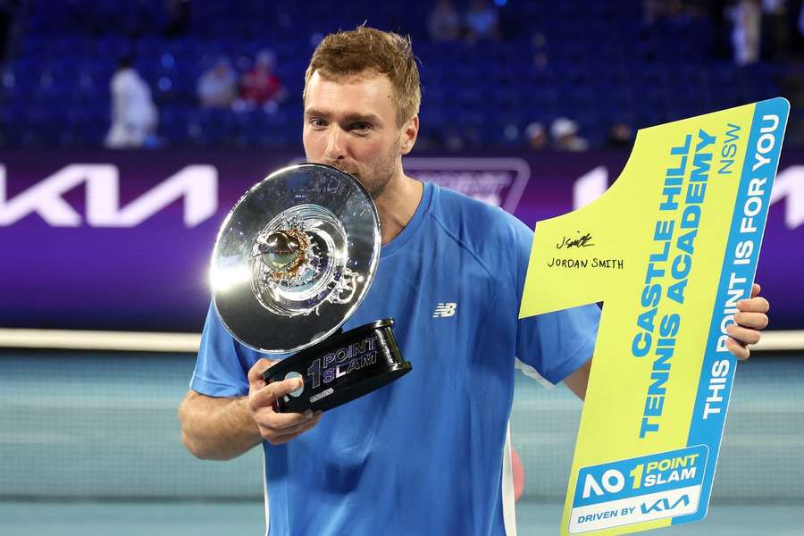 Australijski amator wygrywa 1 Point Slam i milion dolarów. Świątek odpadła w ćwierćfinale