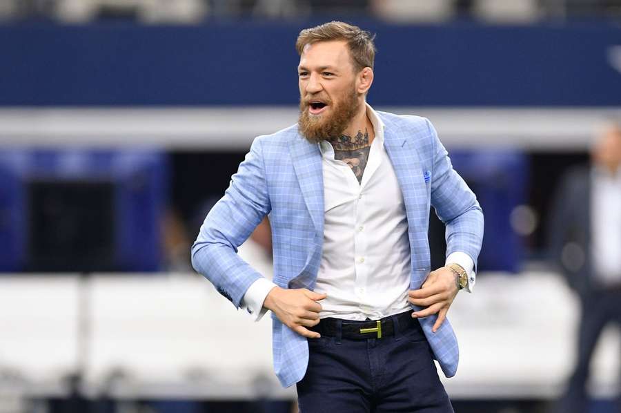 McGregor é o antigo campeão de pesos ligeiros da UFC