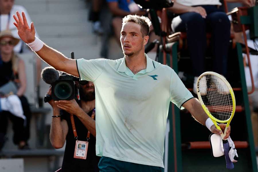 Jan-Lennard Struff hat die zweite Runde auf Mallorca erreicht. Jan-Lennard Struff hat die zweite Runde auf Mallorca erreicht.