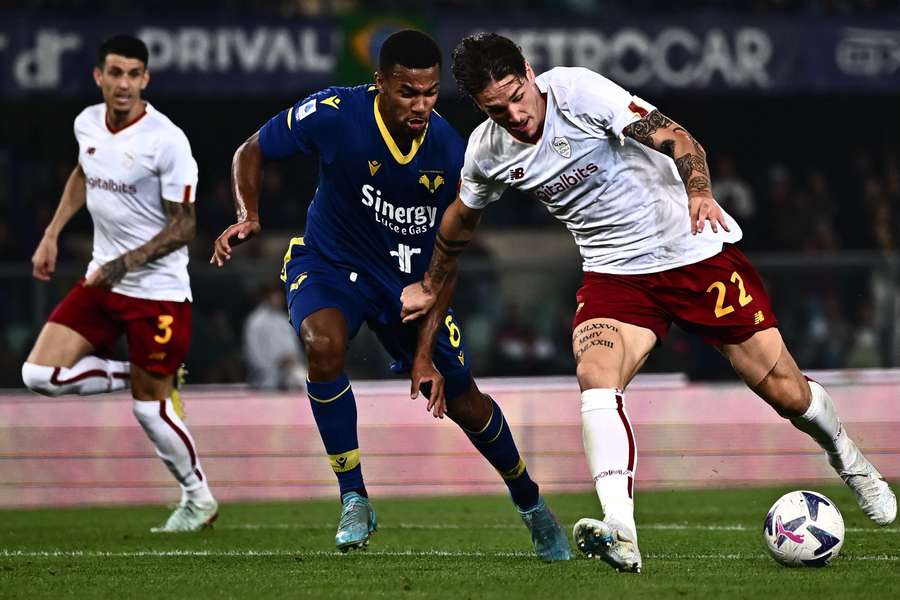 Roma took their time to grind Verona down but got a crucial win in the end