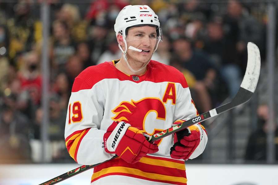 Megatrejd v NHL. Tkachuk opouští Calgary, opačným směrem jde Huberdeau