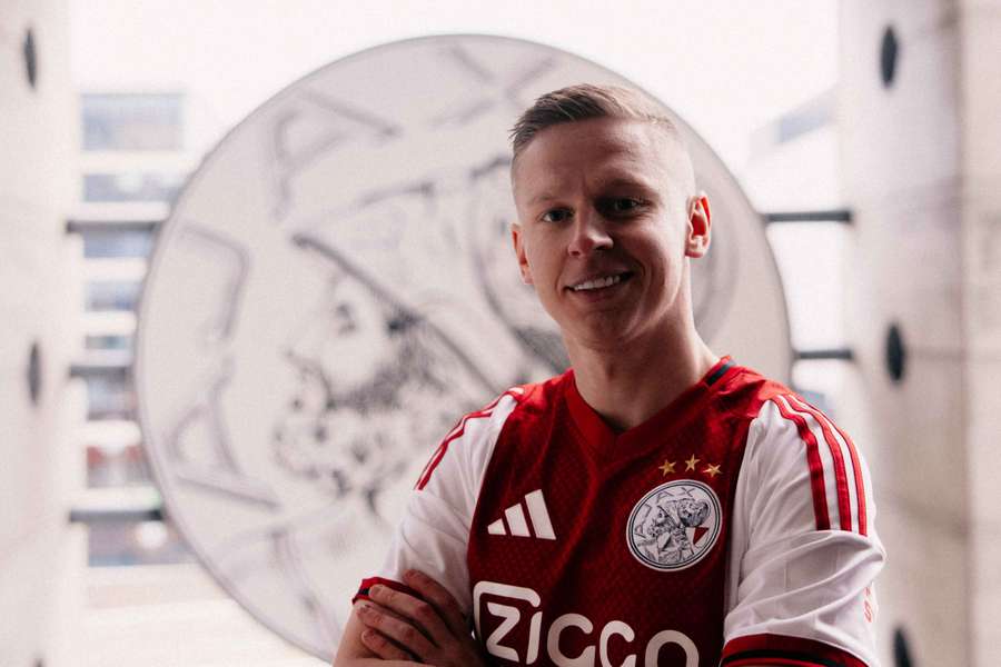 Oleksandr Zinchenko, en su presentación como jugador del Ajax