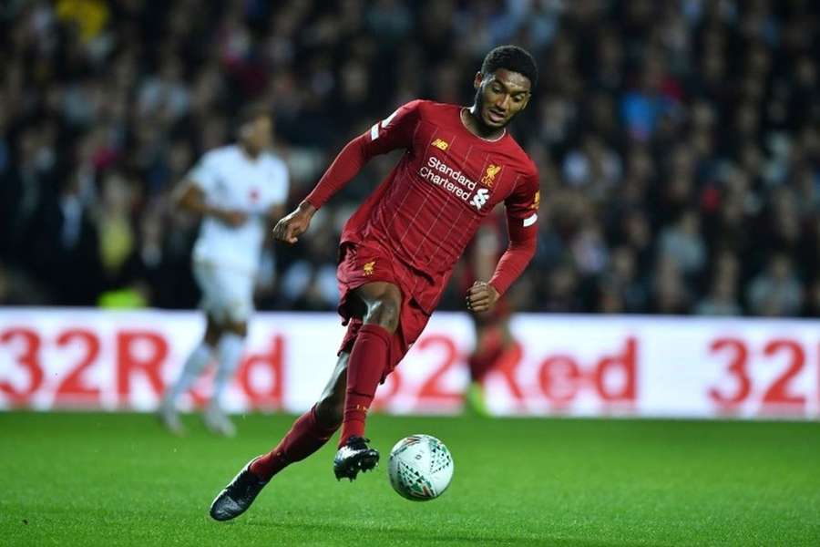 Joe Gomez perdeu espaço no plantel do Liverpool