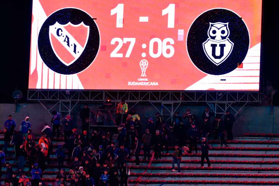 Les tribunes du match mercredi.