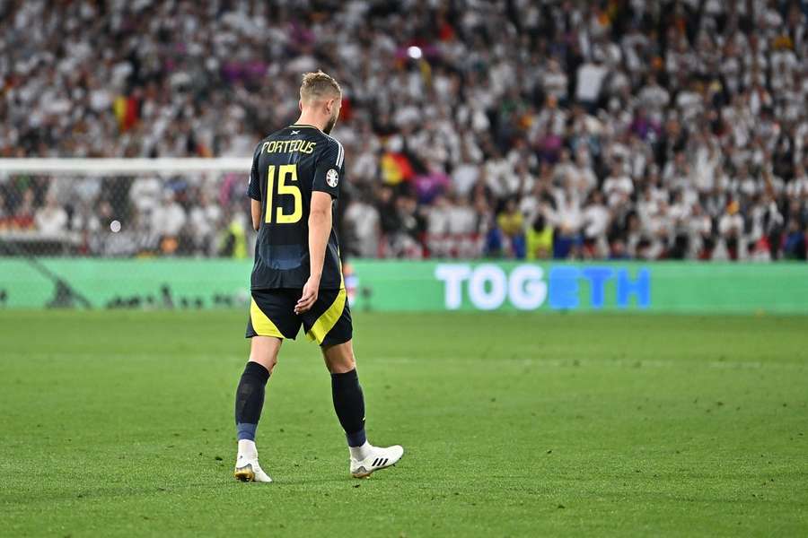 Porteous wird bei der EM nur noch zum Einsatz kommen, wenn sich Schottland für das Achtelfinale qualifiziert