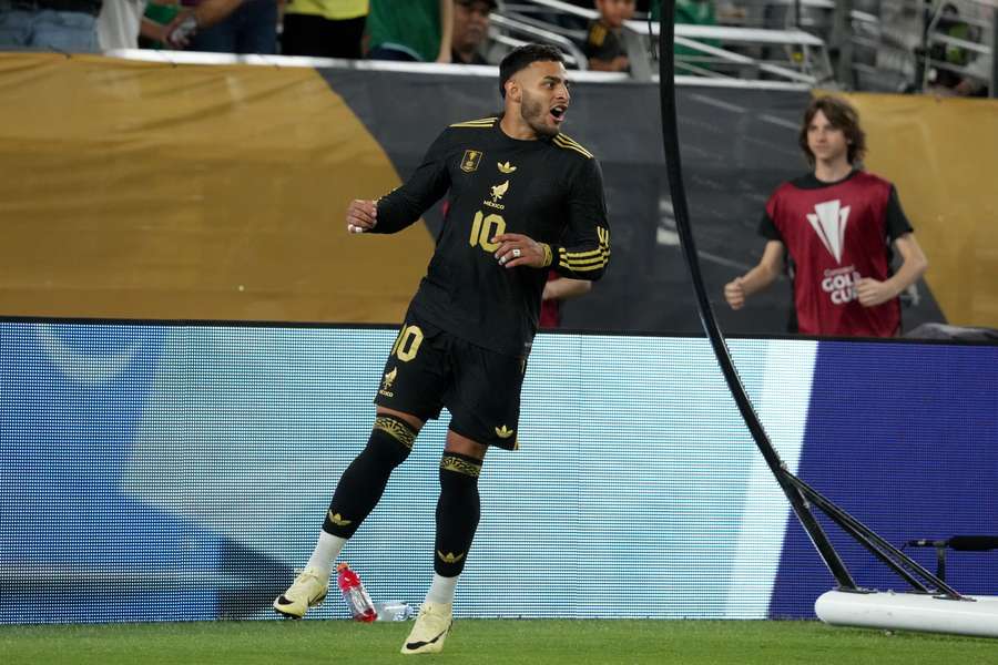 Mexico will face Honduras in the semi-finals
