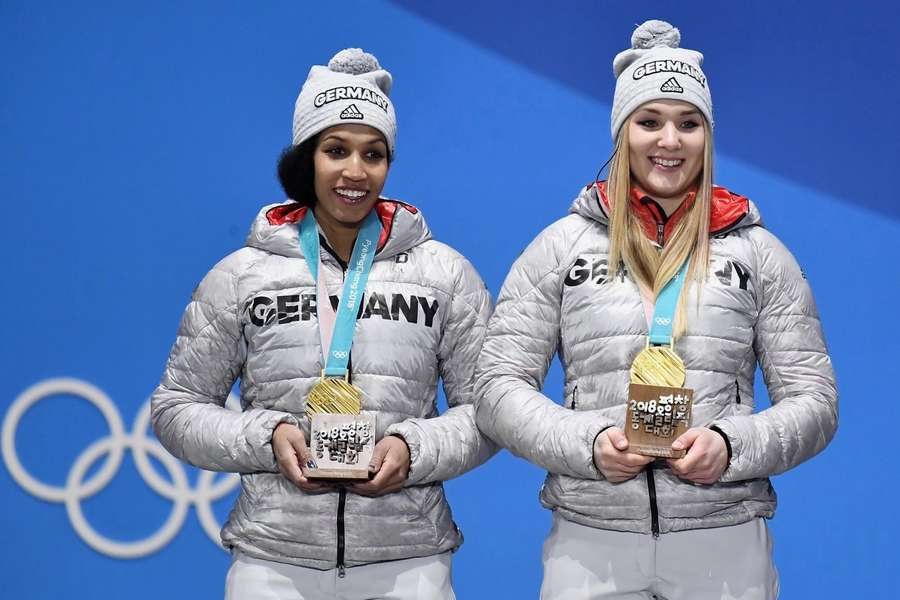Olympia-Gold: Mariama Jamanka 2018 mit ihrer Anschieberin Lisa Buckwitz. 