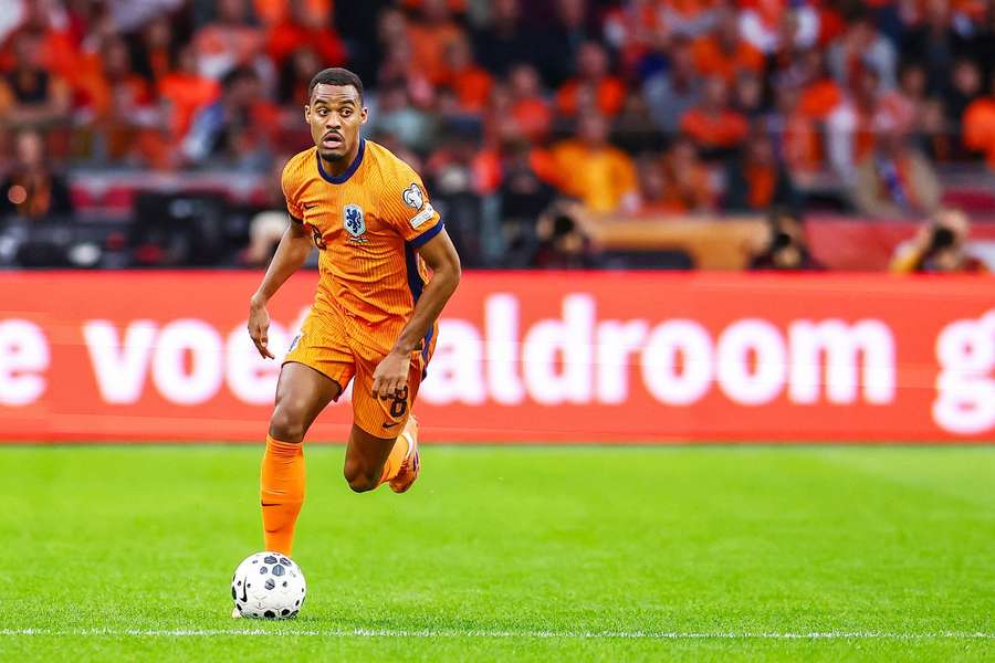 Gravenberch in action for the Netherlands