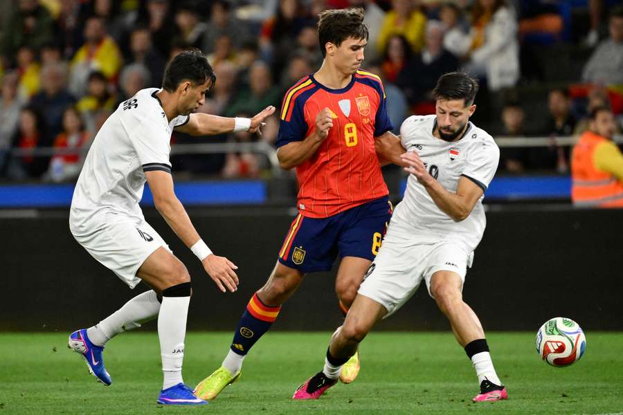 Espanha contou com jogadores que não irão ao Mundial