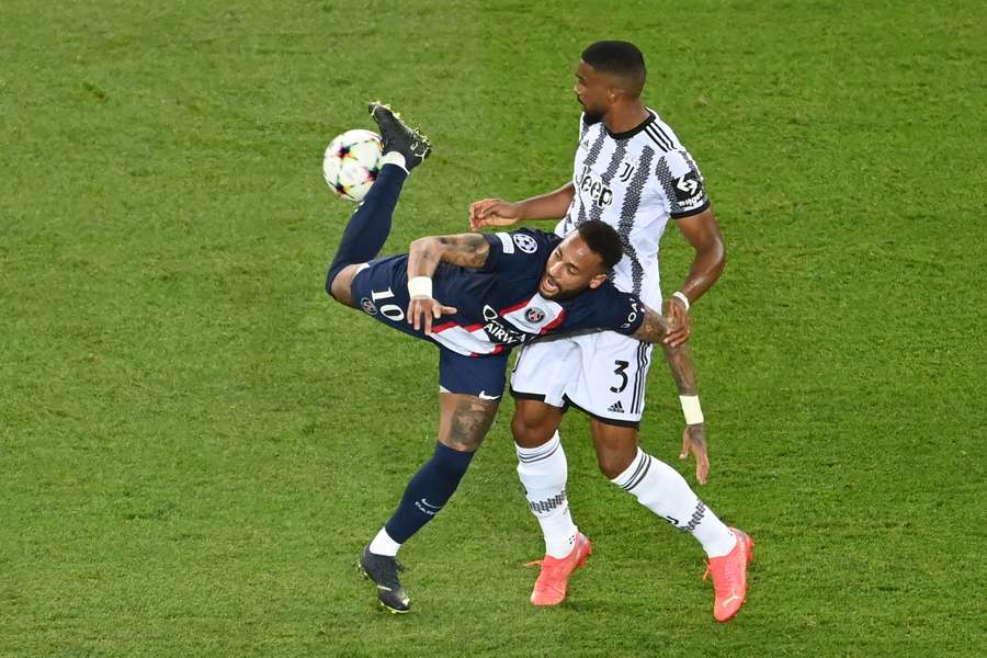 Neymar-Bremer: compagni in nazionale, ma mai insieme in un club