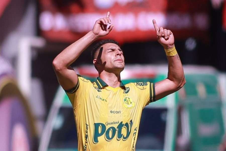 André Luís marcou em Internacional 1x2 Mirassol