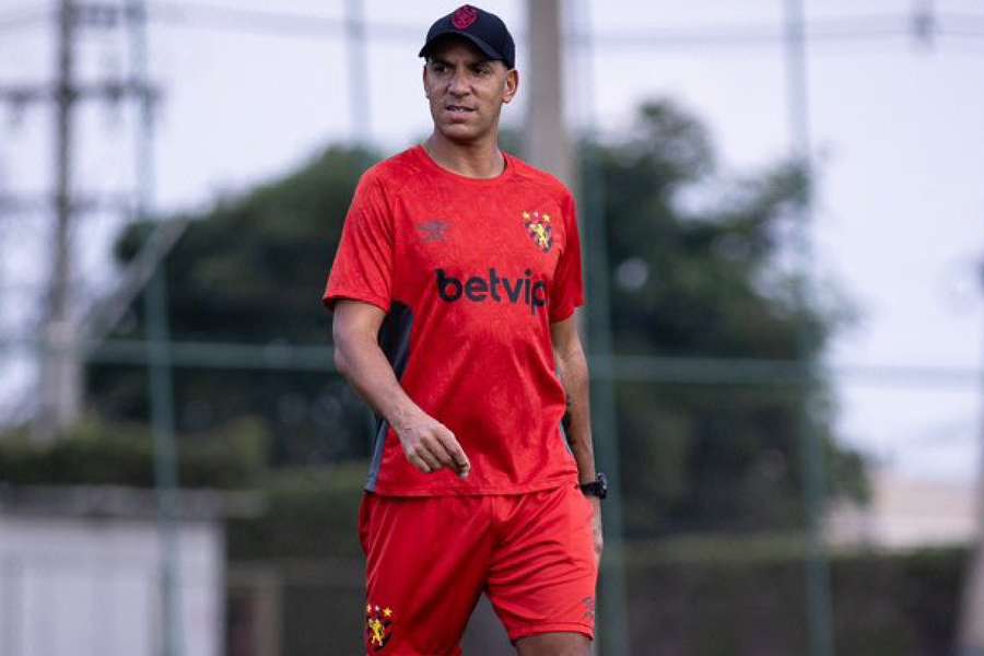 Pepa durante treinamento do Sport para a partida contra a Ponte Preta