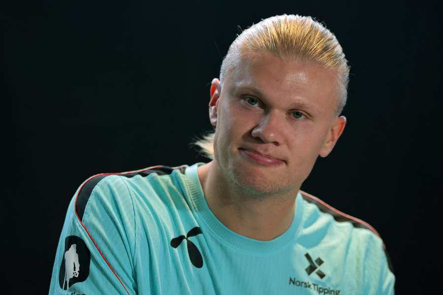 Erling Haaland stał się w mediach społecznościowych popularniejszy niż jego klub Erling Haaland stał się w mediach społecznościowych popularniejszy niż jego klub