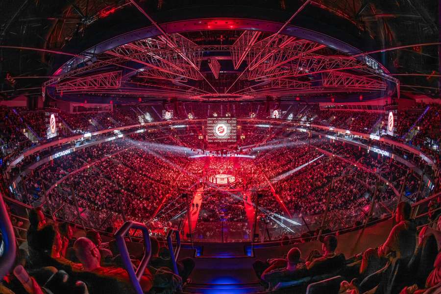 OKTAGON pravidelne zapĺňa európske haly.