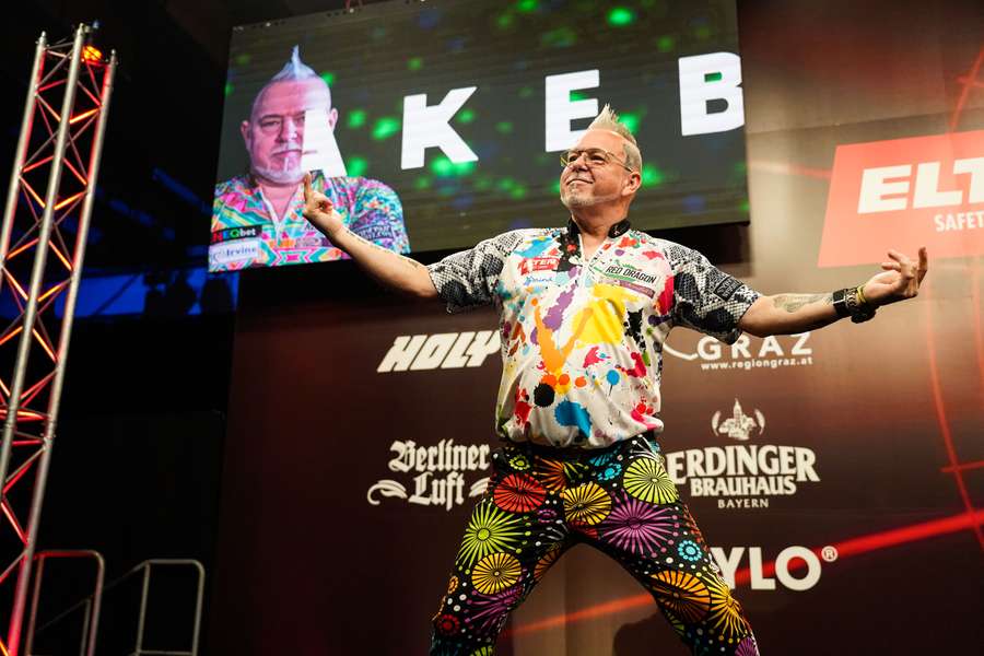 Peter Wright startete erfolgreich in die Austrian Darts Open