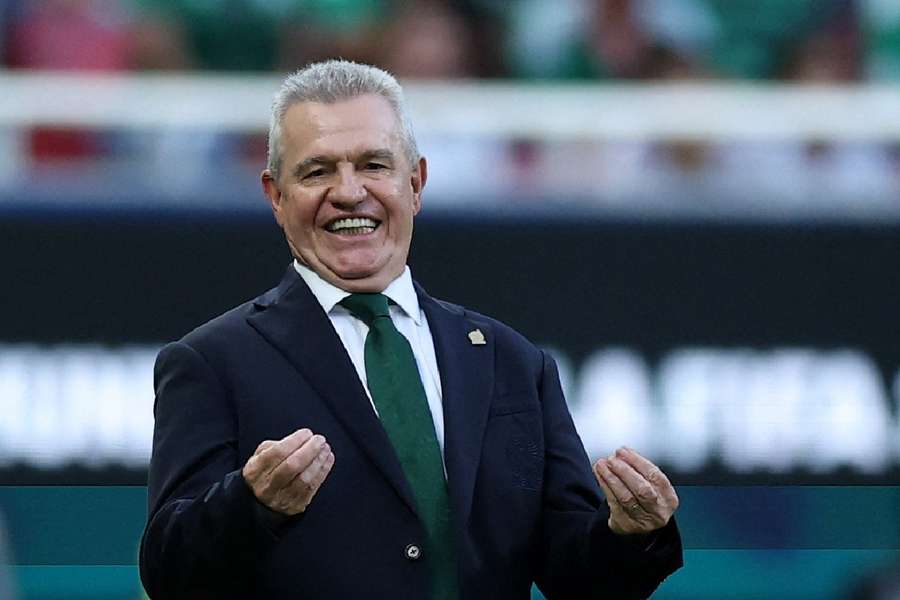 Aguirre reacts on the touchline Aguirre reacts on the touchline