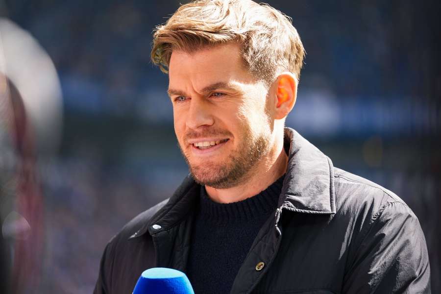 Simon Terodde drückt Schalke die Daumen.