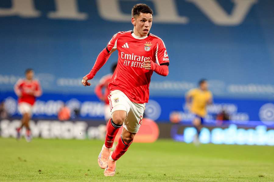Prestianni, extremo argentino do Benfica Prestianni, extremo argentino do Benfica