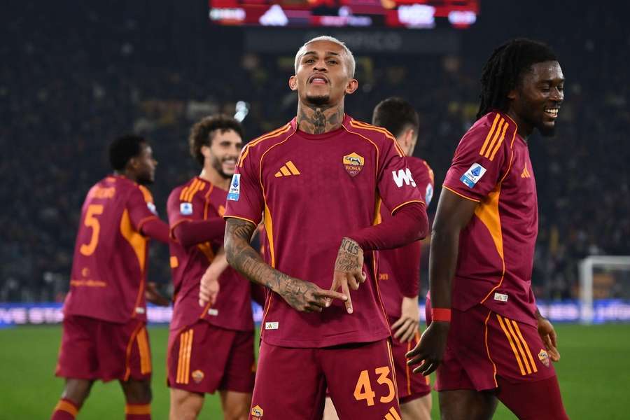 Wesley Franca celebrates Wesley Franca celebrates