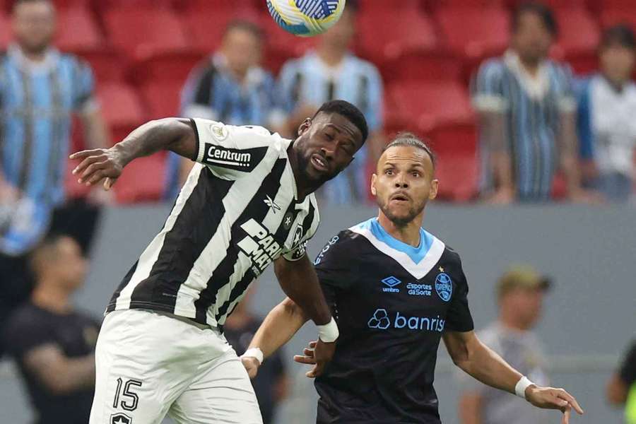 Botafogo e Grêmio empataram sem gols em Brasília