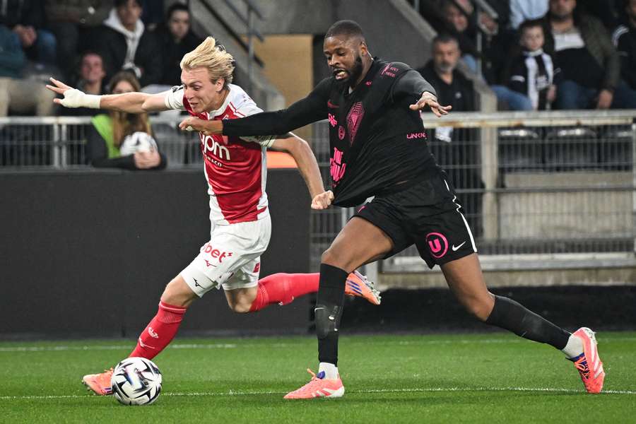 Angers et Monaco se sont séparés sur un score nul 1-1 pour le compte de la 8e journée de Ligue 1. 