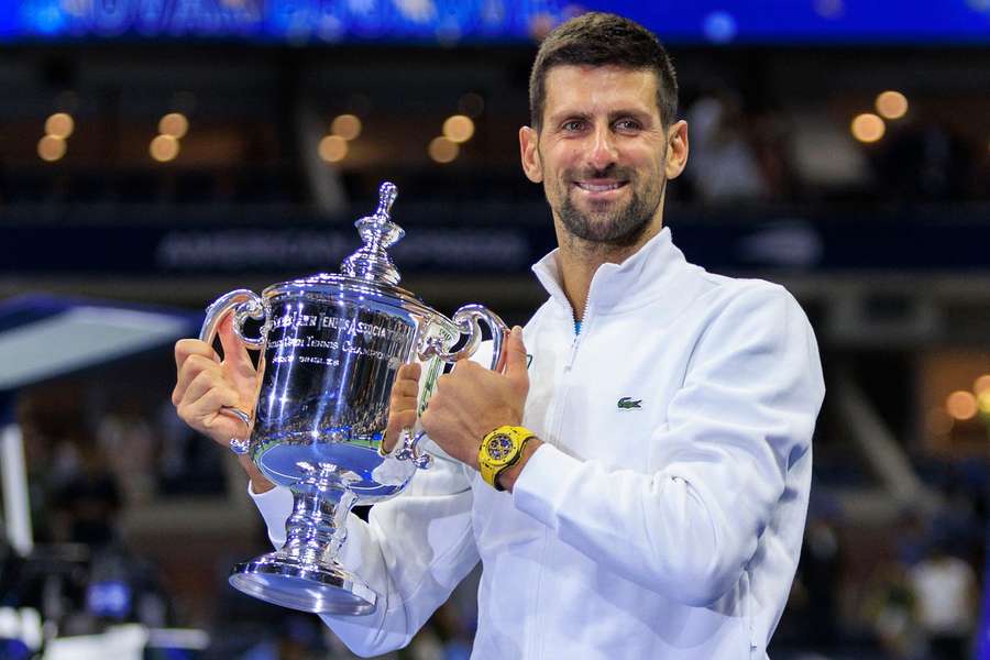 Novak Djokovic dominou o 24.º torneio do Grand Slam da sua carreira em Nova Iorque.
