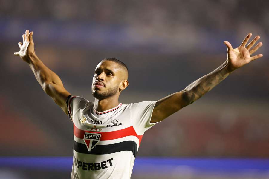 O artilheiro André Silva volta à ativa após cumprir suspensão automática