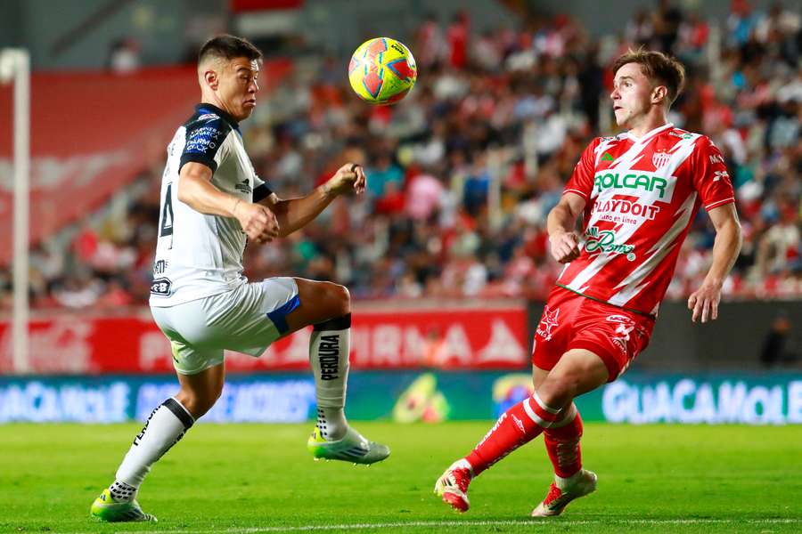 Necaxa derrotó a Querétaro