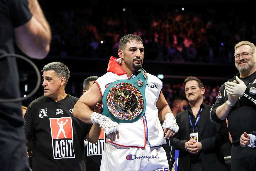 Kabayel hat Anspruch auf einen Kampf gegen Usyk Kabayel hat Anspruch auf einen Kampf gegen Usyk