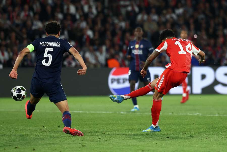 Díaz hatte ein ganz feines Füßchen zum 4:5