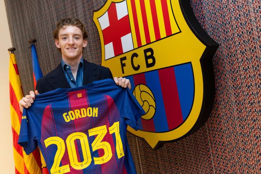 Gordon ya es jugador del Barcelona Gordon ya es jugador del Barcelona